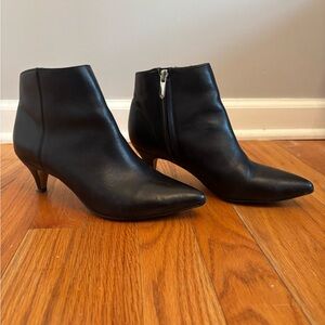 Sam Edelman Kadison Kitten-Heel Black Leather Pointed Toe Ankle Booties 6.5